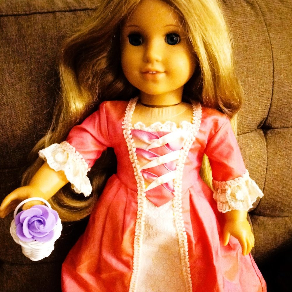 American Girl Doll-Elizabeth Cole